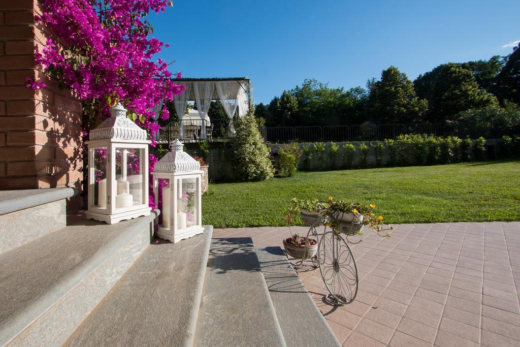 Gasthaus Il Poggiolo Montemagno  Exterior foto